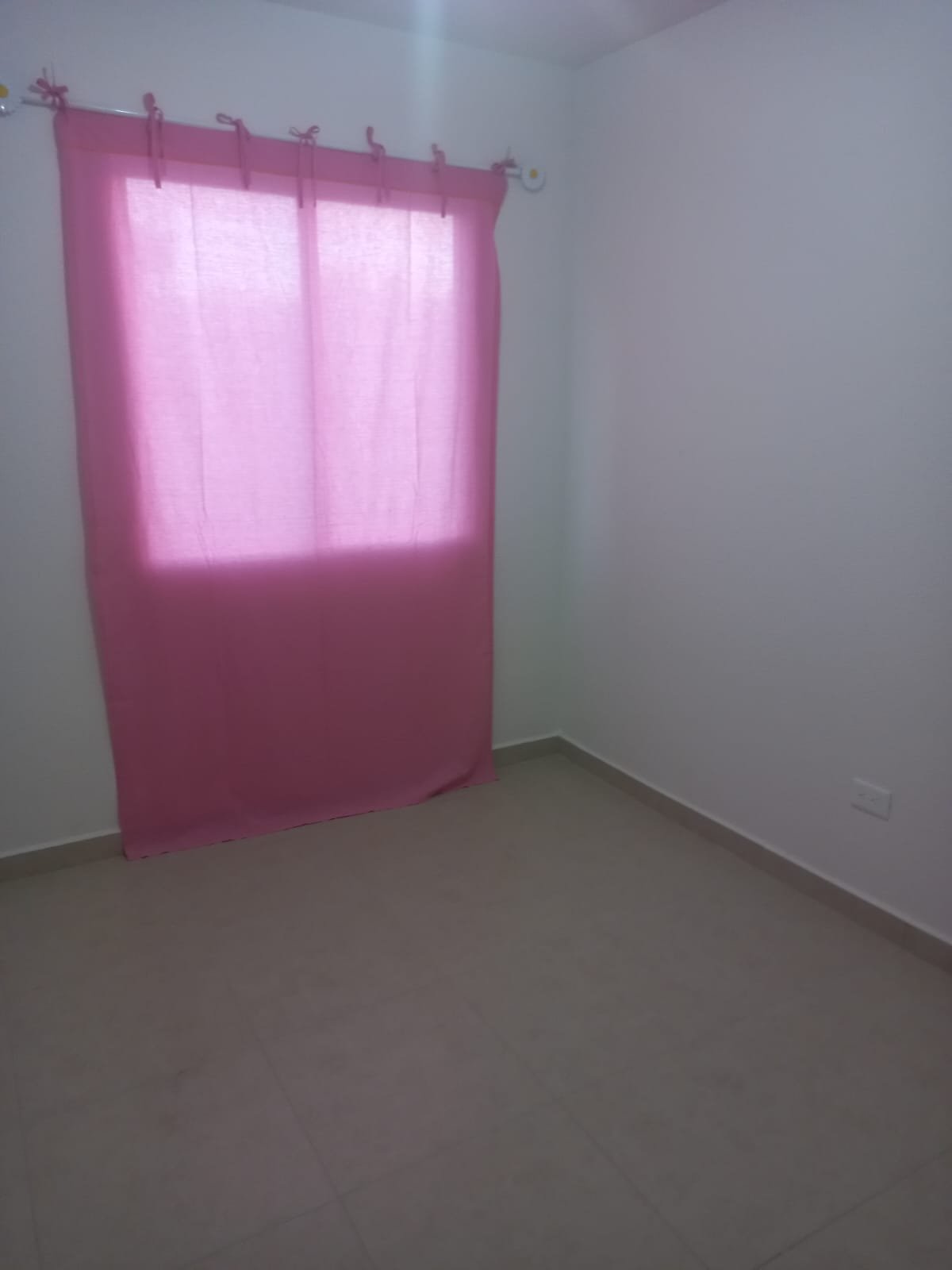 Casa San Miguel Nueva en Renta Fraccionamiento Sendas Residencial. Querétaro